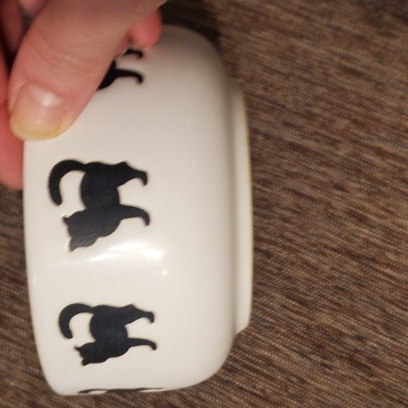 Set of Three Cat-Themed Ceramic Bowls - Picture 13 of 13